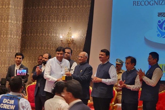 Shri. Jitendre Mehta President CREDAI MCHI THANE received CSR Award