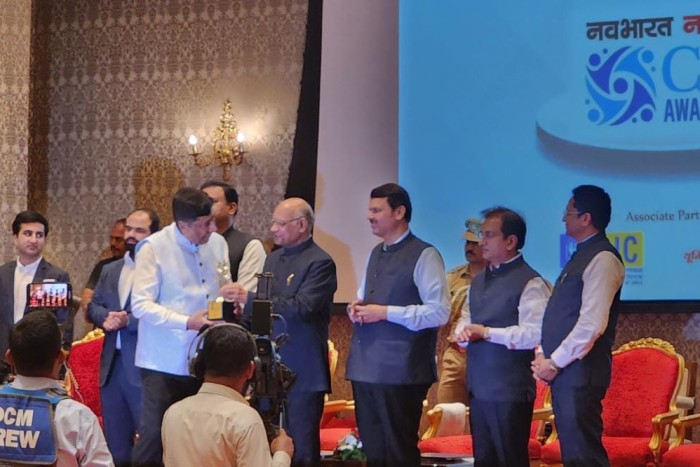 Shri. Jitendre Mehta President CREDAI MCHI THANE received CSR Award