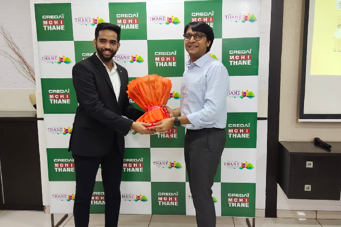 Glimpse of 9th June, 2022 1st Successful Youth Wing Study Tour at Bhumi World Logistic Park with 25+ participants in Presence of CREDAI MCHI THANE