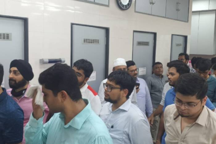 Glimpse of 9th June, 2022 1st Successful Youth Wing Study Tour at Bhumi World Logistic Park with 25+ participants in Presence of CREDAI MCHI THANE