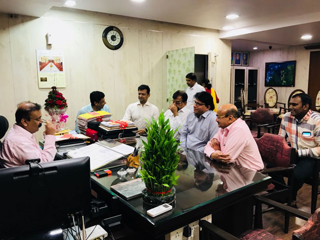 CREDAI MCHI Team Welcoming New Collector of Thane